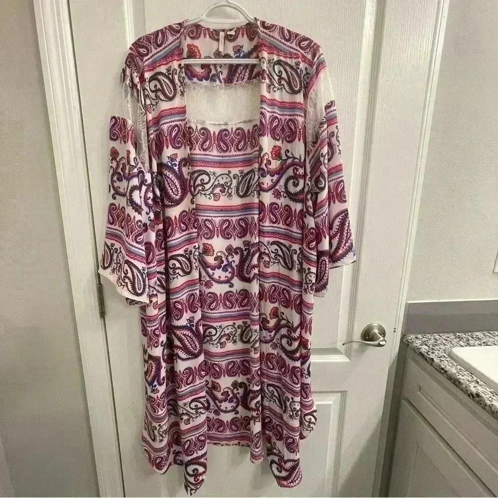 Paisley Print Lightweight Kimono - Picture 2 of 4